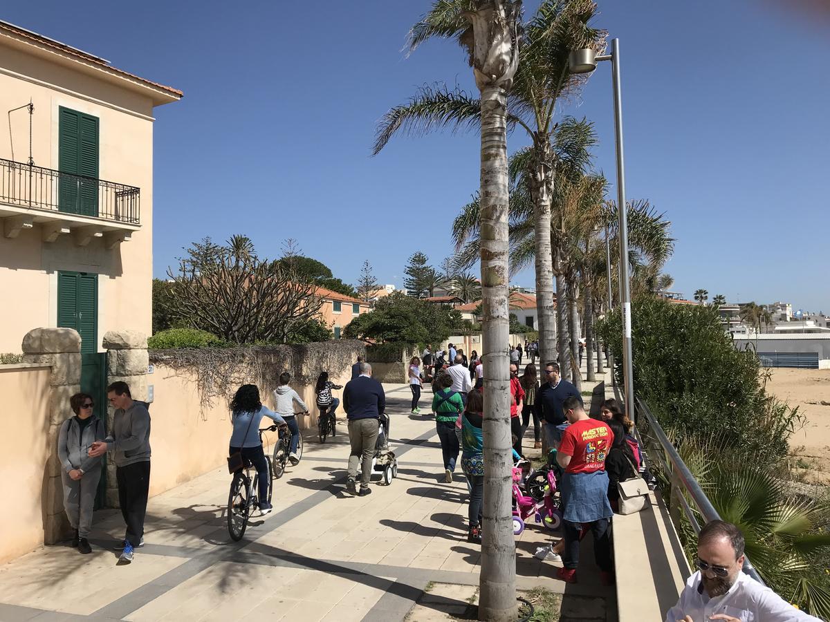 マリーナ・ディ・ラグーザ La Terrazza Sul Portoヴィラ エクステリア 写真
